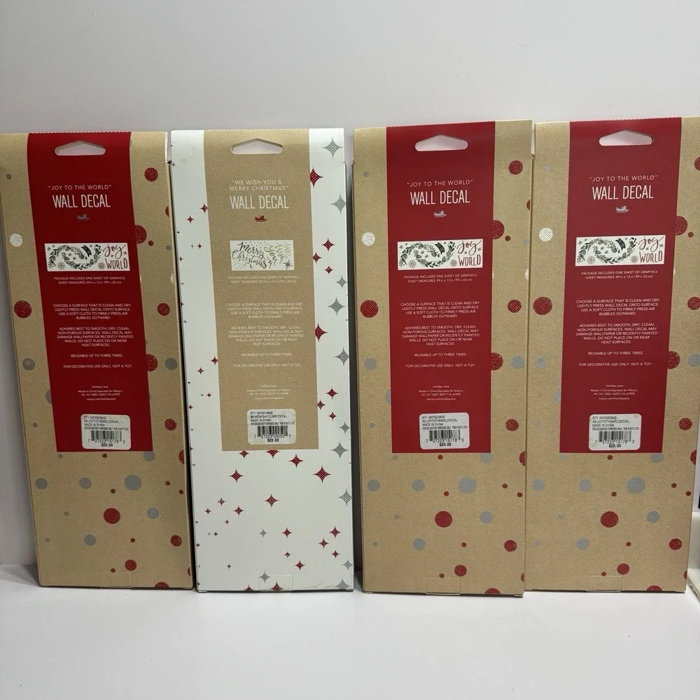Lot 4 Holiday Lane We Wish You a Merry Christmas Peel Stick Gold Wall Wreath